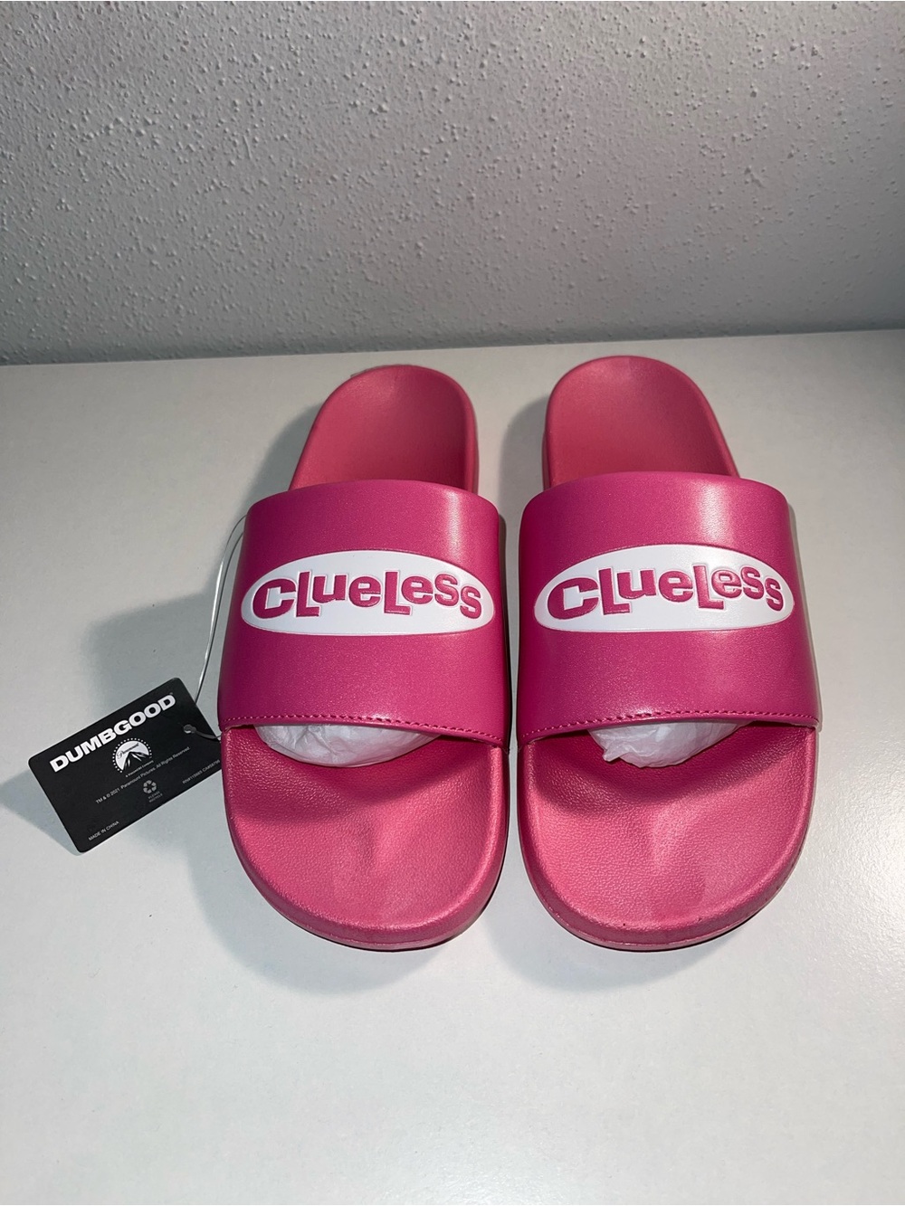 Dumbgood x Clueless Logo Pink Slides / (M 9 / W 10.5)